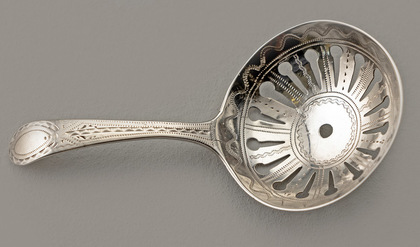 Georgian Silver Caddy Spoon With Pierced Bowl - George Burrows